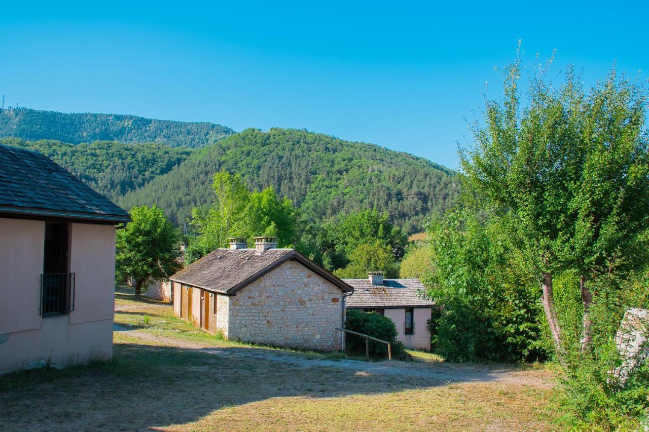 Village De De Ferienhaus La Canourgue